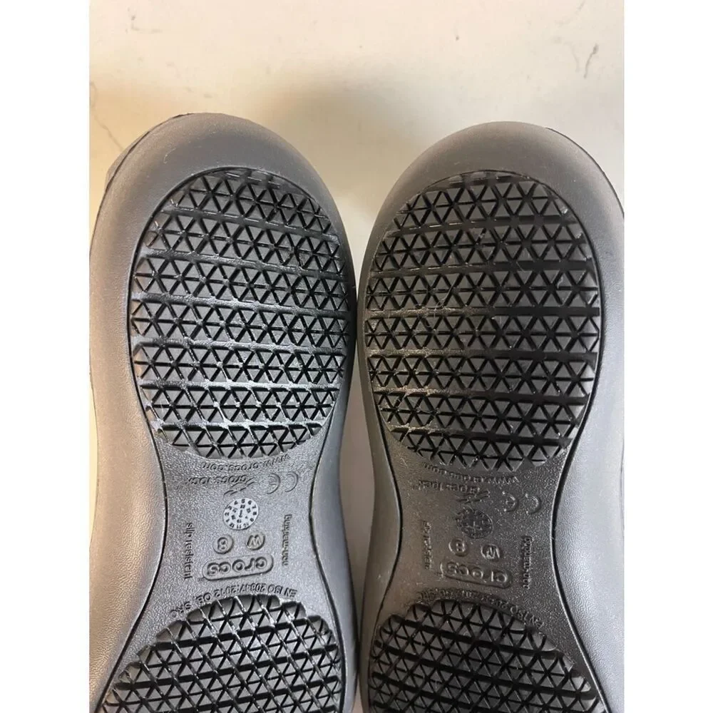 Crocs WOMEN'S KADEE WORK FLAT Style # 200941 Black Size 8 Worn 2-3 Times